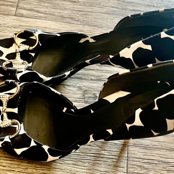 Gucci Crystal Horsebit Sandal - Picture 2 of 5